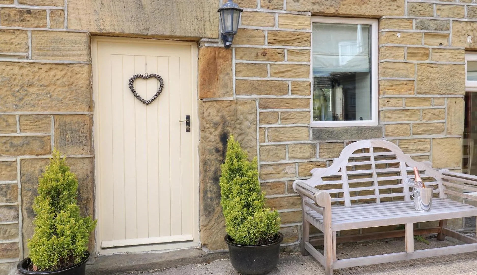 Ferienhaus Bullace Barn Thurlstone