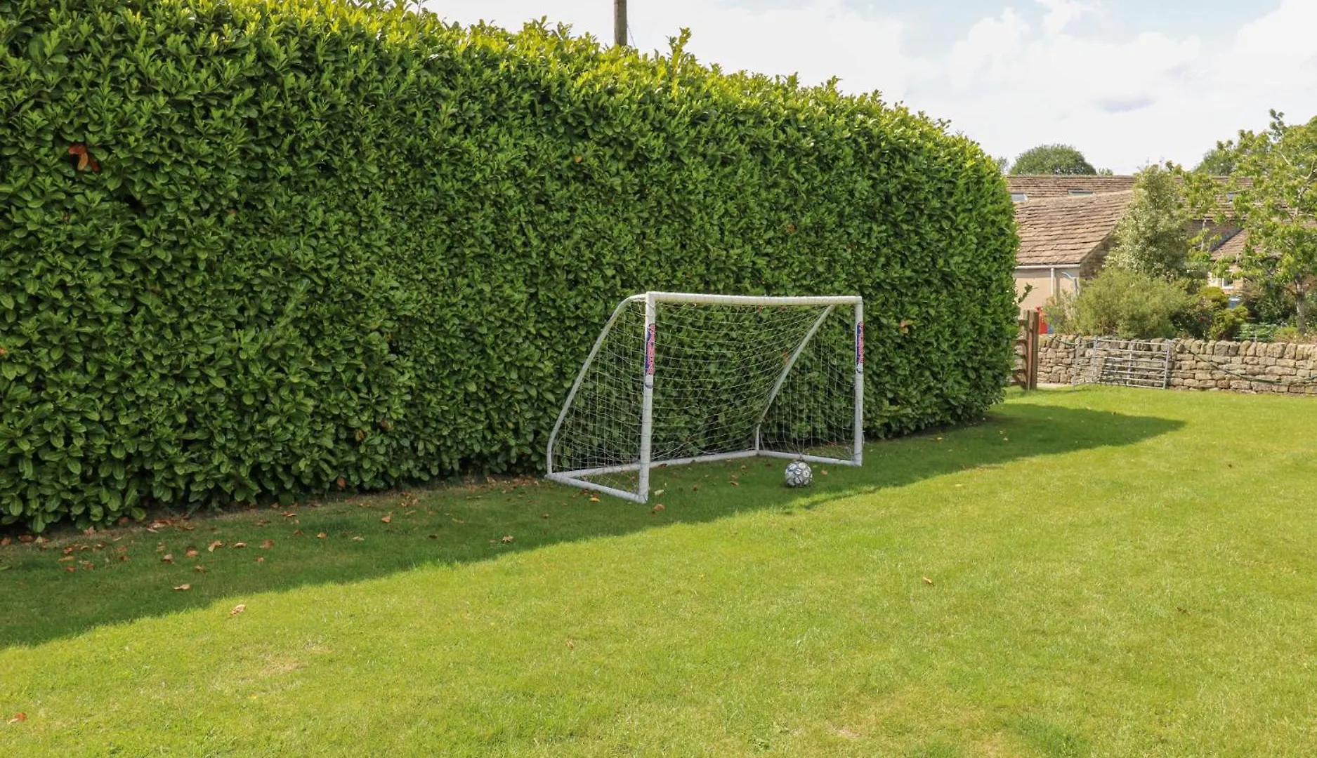 Bullace Barn Thurlstone 0*,  Großbritannien